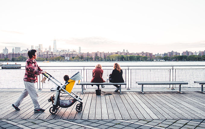 Kinderwagen in der Stadt