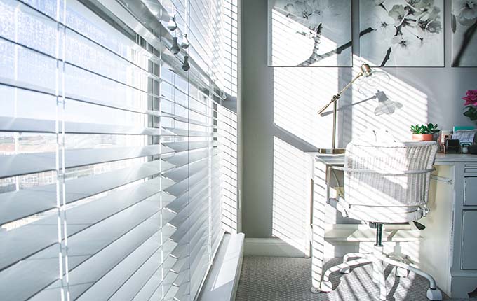 Image of blinds in a living room