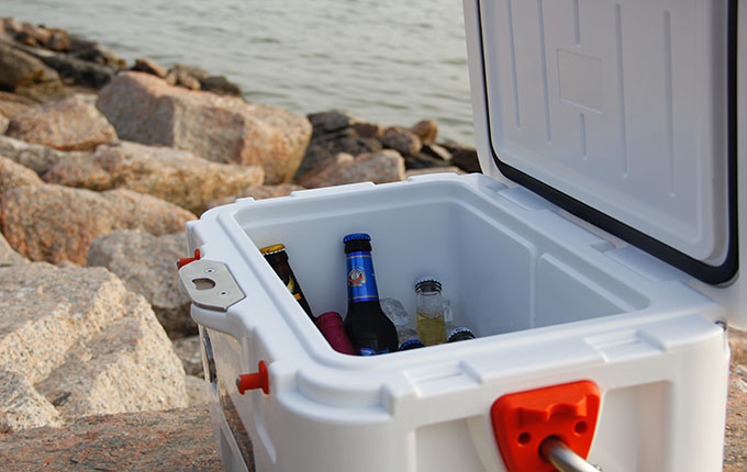 Open Cooler with Ice